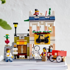 LEGO  Creator 31131 Bistro s nudlemi v centru města