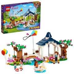 LEGO Friends 41447 Park v městečku Heartlake