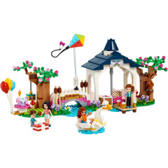 LEGO Friends 41447 Park v městečku Heartlake