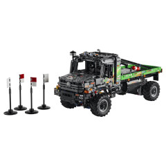 LEGO® Technic 42129 Truck trialový vůz Mercedes-Benz Zetros 4x4