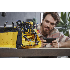 Lego Technic 42131 Buldozer Cat D11