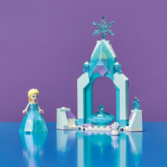 LEGO Disney Ledové království 43199 Elsa a zámecké nádvoří