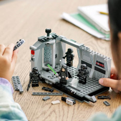 LEGO Star Wars 75324 Útok Dark trooperů