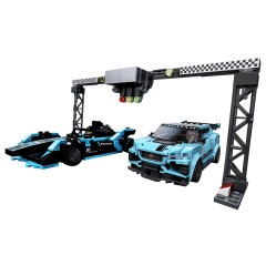 LEGO Speed Champions 76898 Formula E Panasonic Jaguar Racing GEN2 car & Jaguar I-PACE eTROPHY