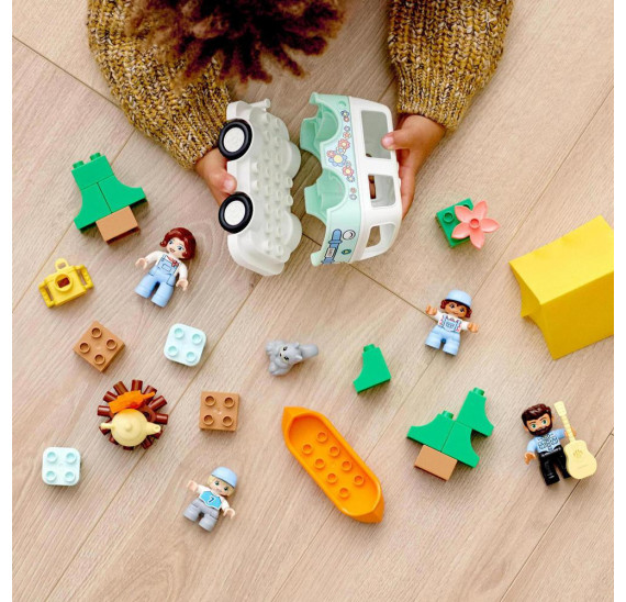 LEGO® DUPLO® 10946 Dobrodružství v rodinném karavanu