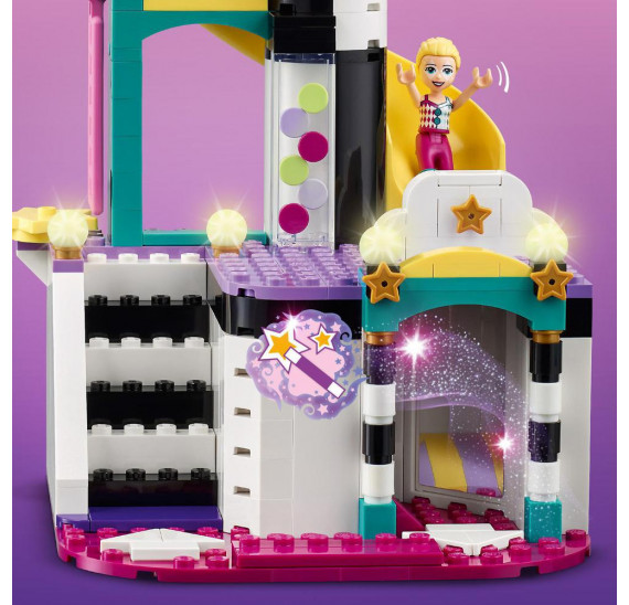 LEGO®  Friends 41689 Kouzelné pouťové atrakce