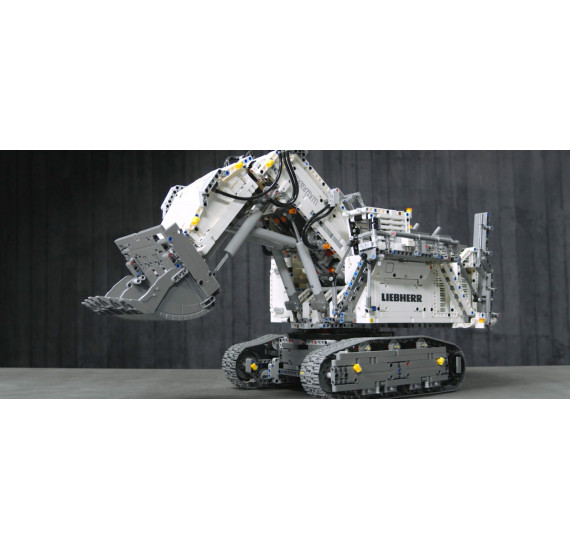 LEGO Technic 42100 Bagr Liebherr R 9800