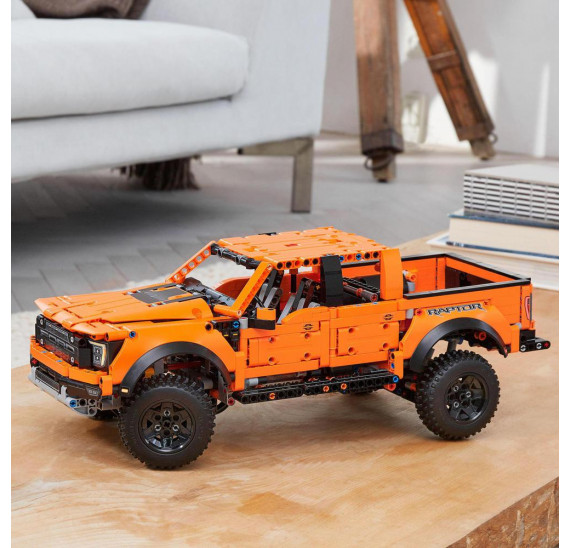 LEGO® Technic 42126 Ford® F-150 Raptor