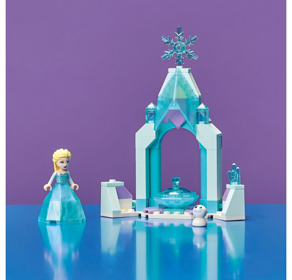 LEGO Disney Ledové království 43199 Elsa a zámecké nádvoří