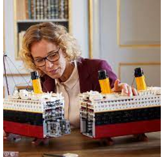 LEGO® Icons Titanic 10294