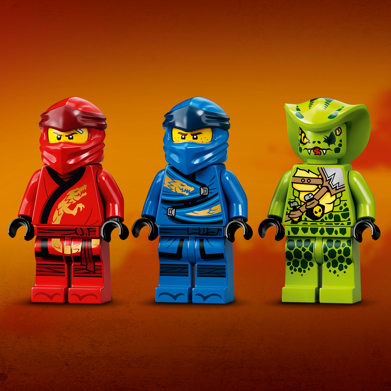 Součástí sady jsou 3 minifigurky LEGO® NINJAGO®